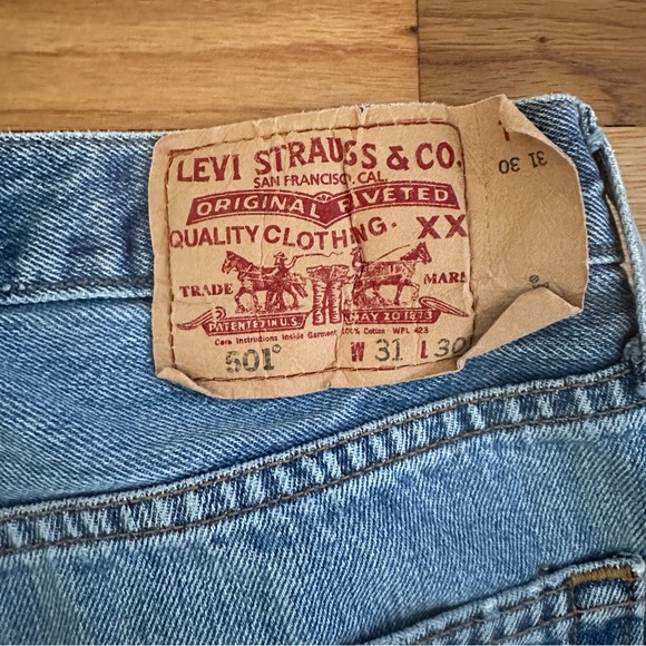 Levi 501 Straight Leg, Button Fly Jeans - Picture 5 of 9